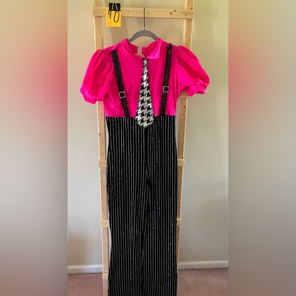 Dance Costumes - Picture 13 of 16
